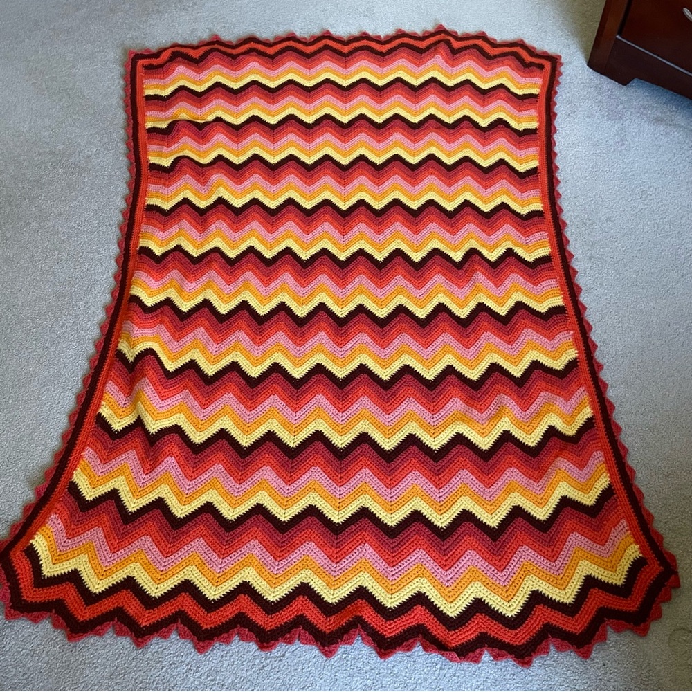 Beautiful Handmade Crochet Chevron Afghan - Fall Colors! ππππ - Picture 2 of 4